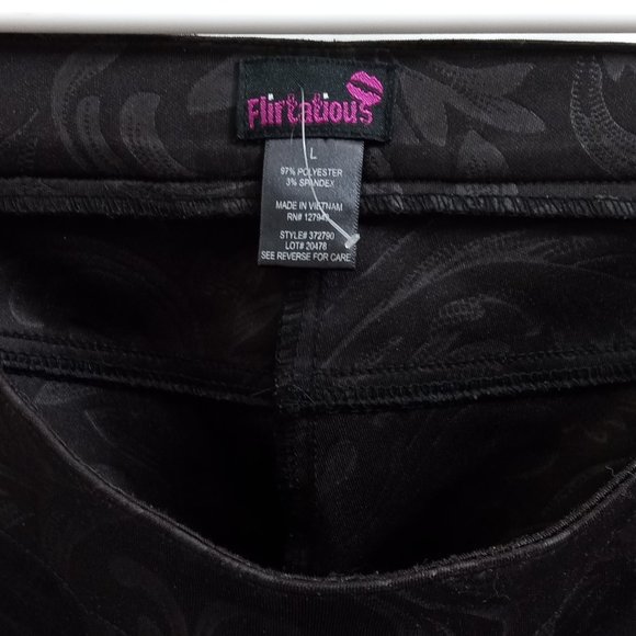 Flirtatious Brand Women's Size L Pull-On Pants Black Silver Embossed - Picture 2 of 14